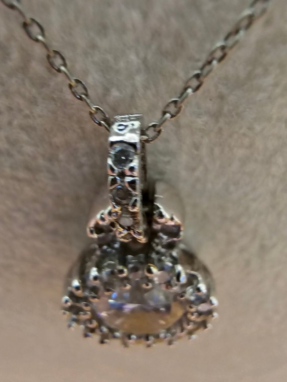 Necklace - Picture 3 of 4